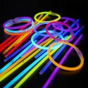 Światło lightstick 100 sztuk świecące opaski świetliki bransoletki