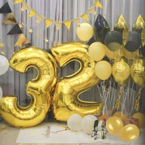Balon urodzinowy na hel cyfra 7 srebrny duży Balon urodzinowy na hel cyfra 7 srebrny duży