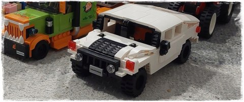 Samochód terenowy Humvee klocki Cada 328 elementów Samochód terenowy Humvee klocki Cada 328 elementów