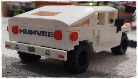 Samochód terenowy Humvee klocki Cada 328 elementów Samochód terenowy Humvee klocki Cada 328 elementów